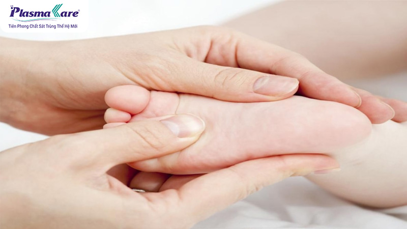 Cách xử lý khi bé bị nghẹt mũi lâu ngày không khỏi