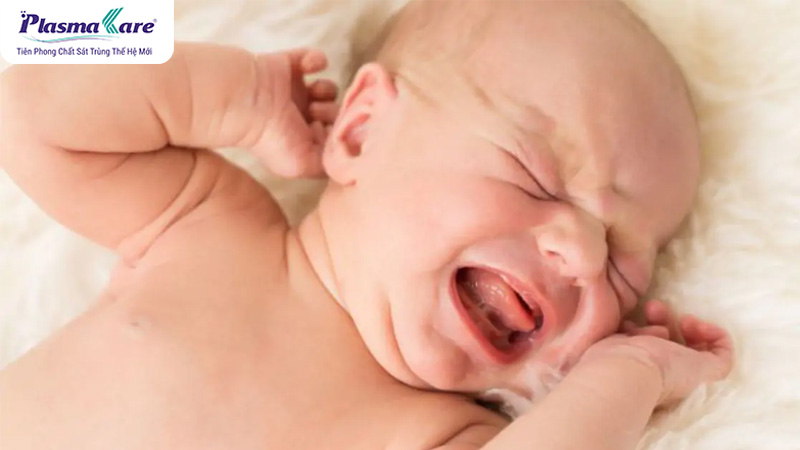 Lý do trẻ sơ sinh bị nghẹt mũi về đêm và cách chăm sóc các mẹ nên biết