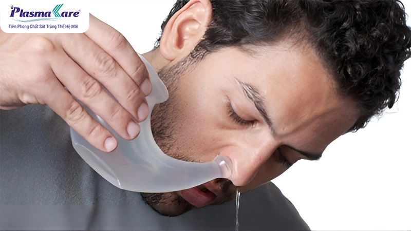 Nguyên nhân hắt xì, hỉ mũi ra máu và cách điều trị dứt điểm