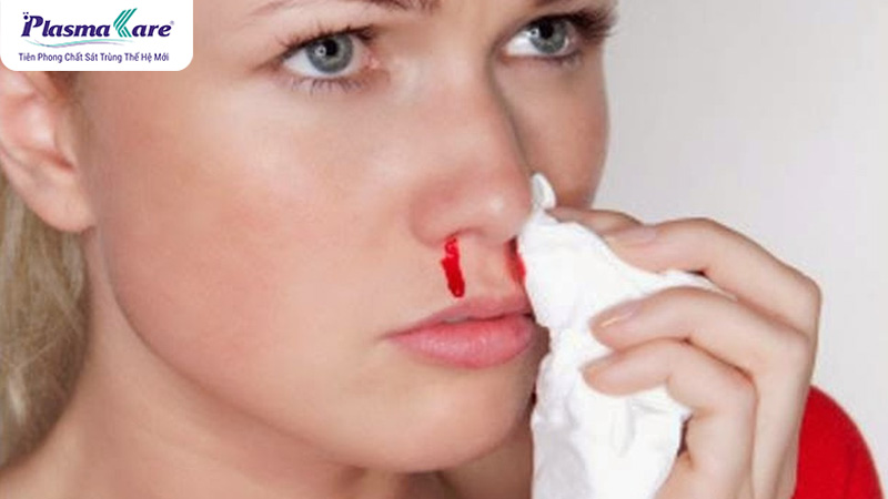 Nguyên nhân hắt xì, hỉ mũi ra máu và cách điều trị dứt điểm