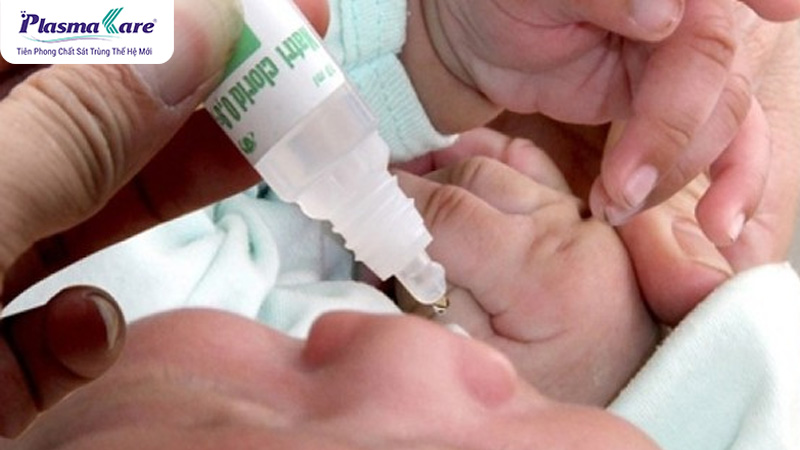 Nguyên nhân bé bị chảy nước mũi trong kéo dài và cách xử lý