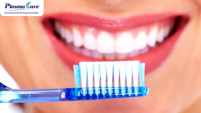 Lấy cao răng có lâu không? Sau khi lấy cao răng bao lâu thì được ăn?